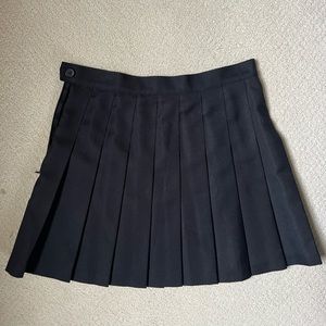 American Apparel Pleated Skirt